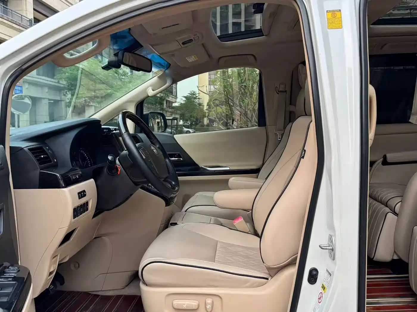 Toyota Alphard 2012 3.5L Premium Edition фото 6
