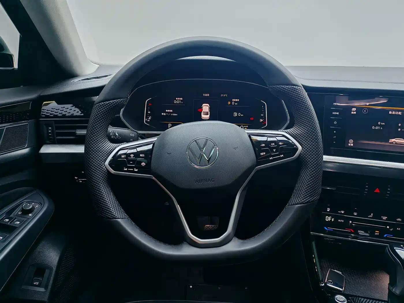 Volkswagen Passat 2024 380TSI Elite Edition фото 7