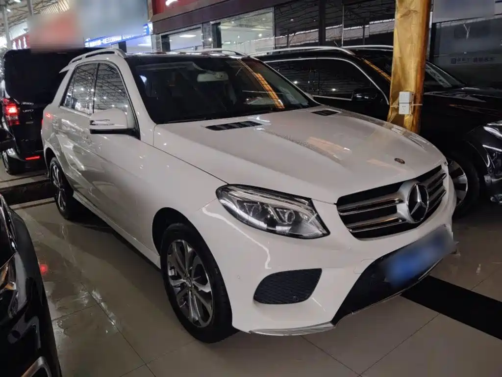 Mercedes-Benz GLE 2017 GLE 320 4MATIC Dynamic фото 4