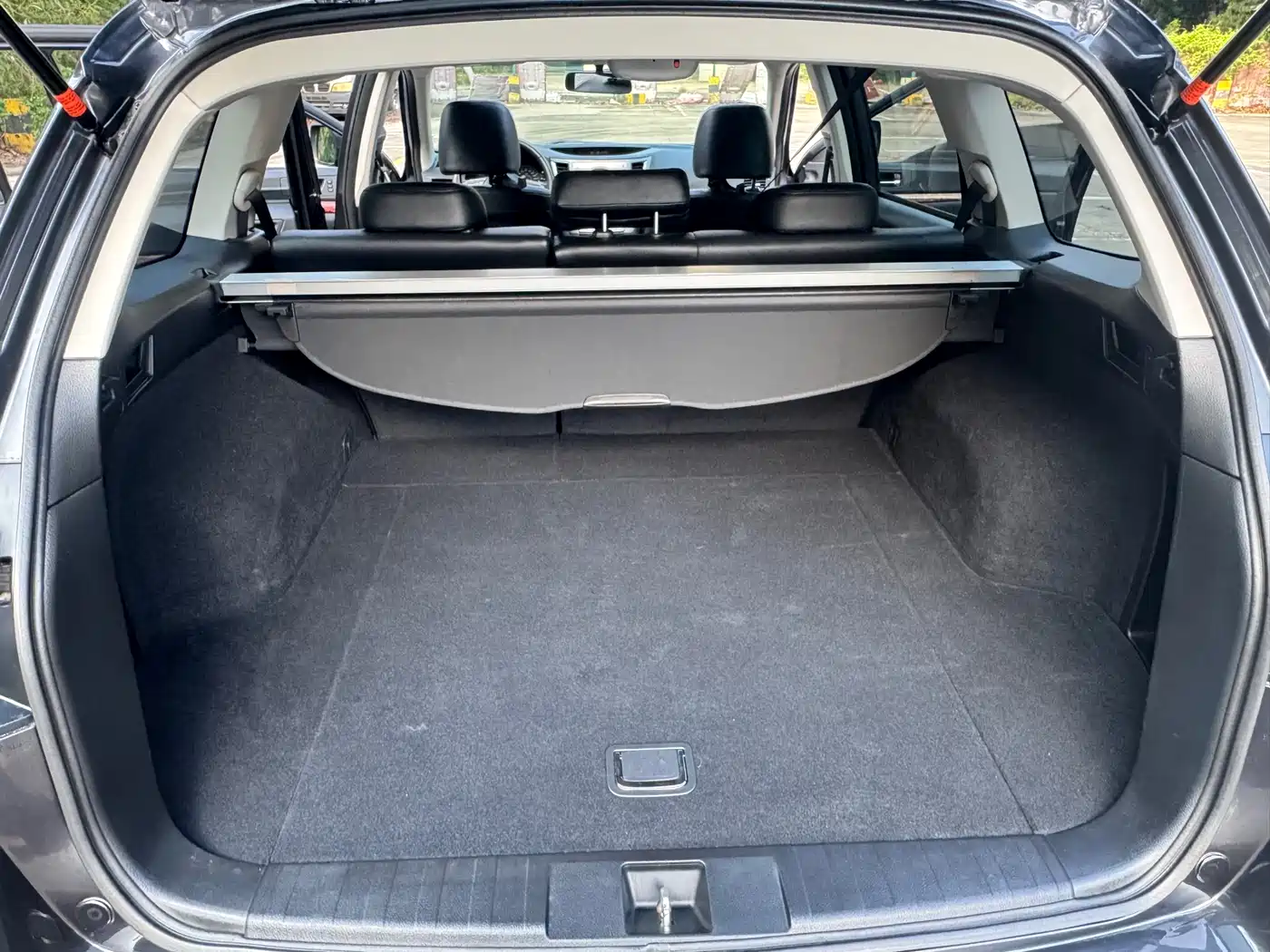 Subaru Outback 2011 2.5i Luxury Edition фото 15