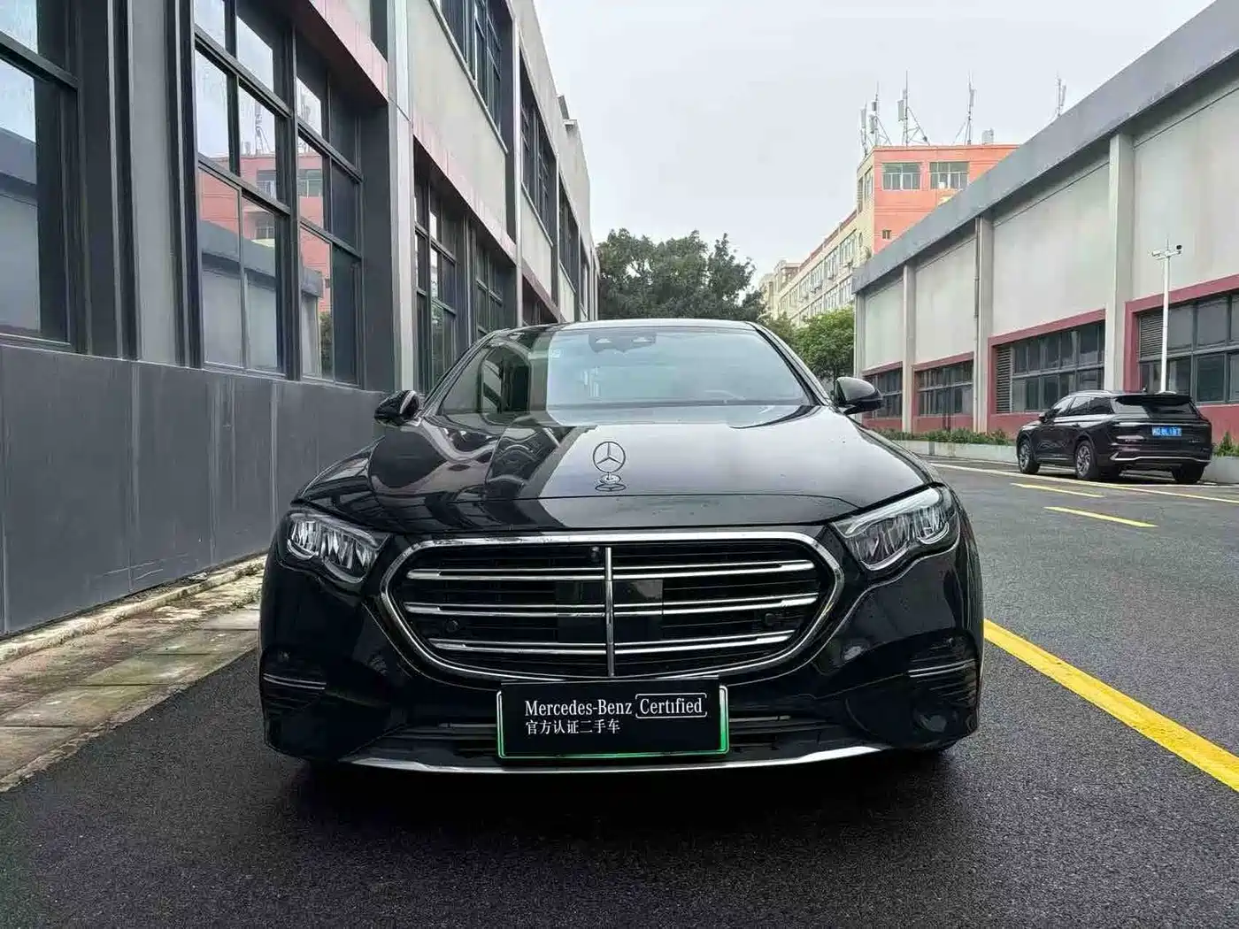 Mercedes-Benz E-Class New Energy 2024 2024 E 350 e L Plug-in Hybrid Sedan