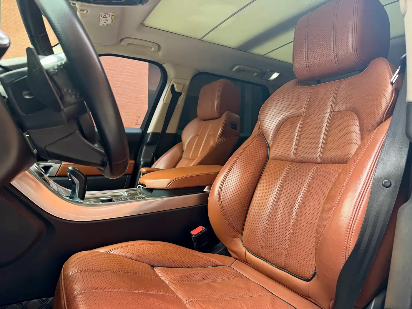 Land Rover Range Rover Sport 2016 Model 3.0 SC V6 HSE DYNAMIC фото 15