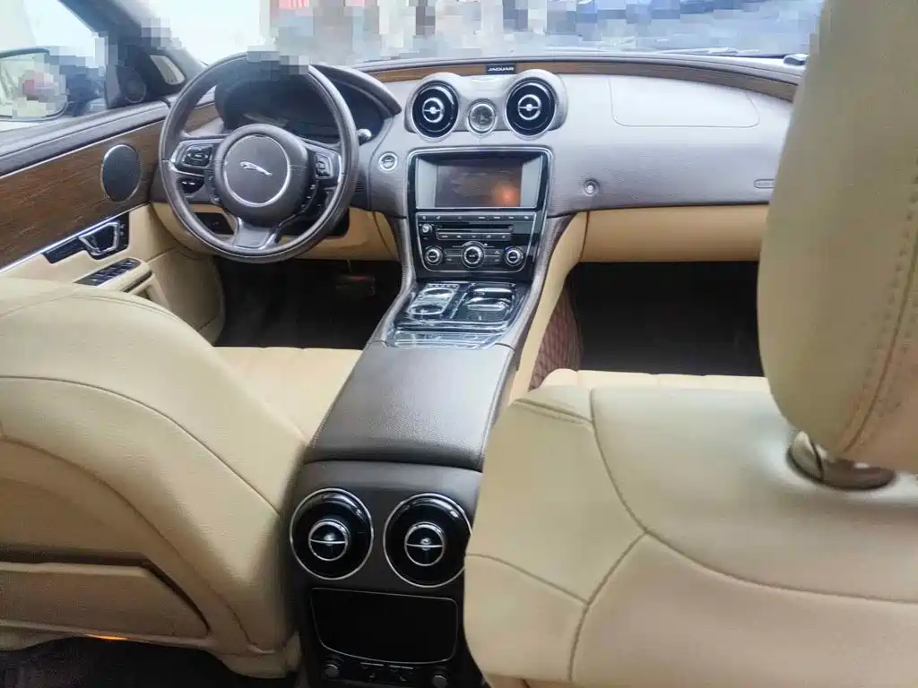 Jaguar XJ 2015 2014 XJL 2.0T 2WD Elegant Business Edition