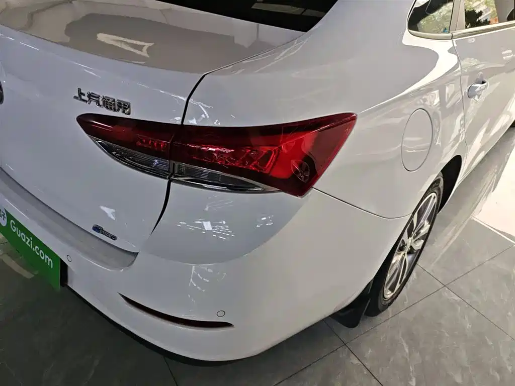 Buick Excelle 2021 Facelift 1.3T Auto Mild Hybrid Elite фото 8
