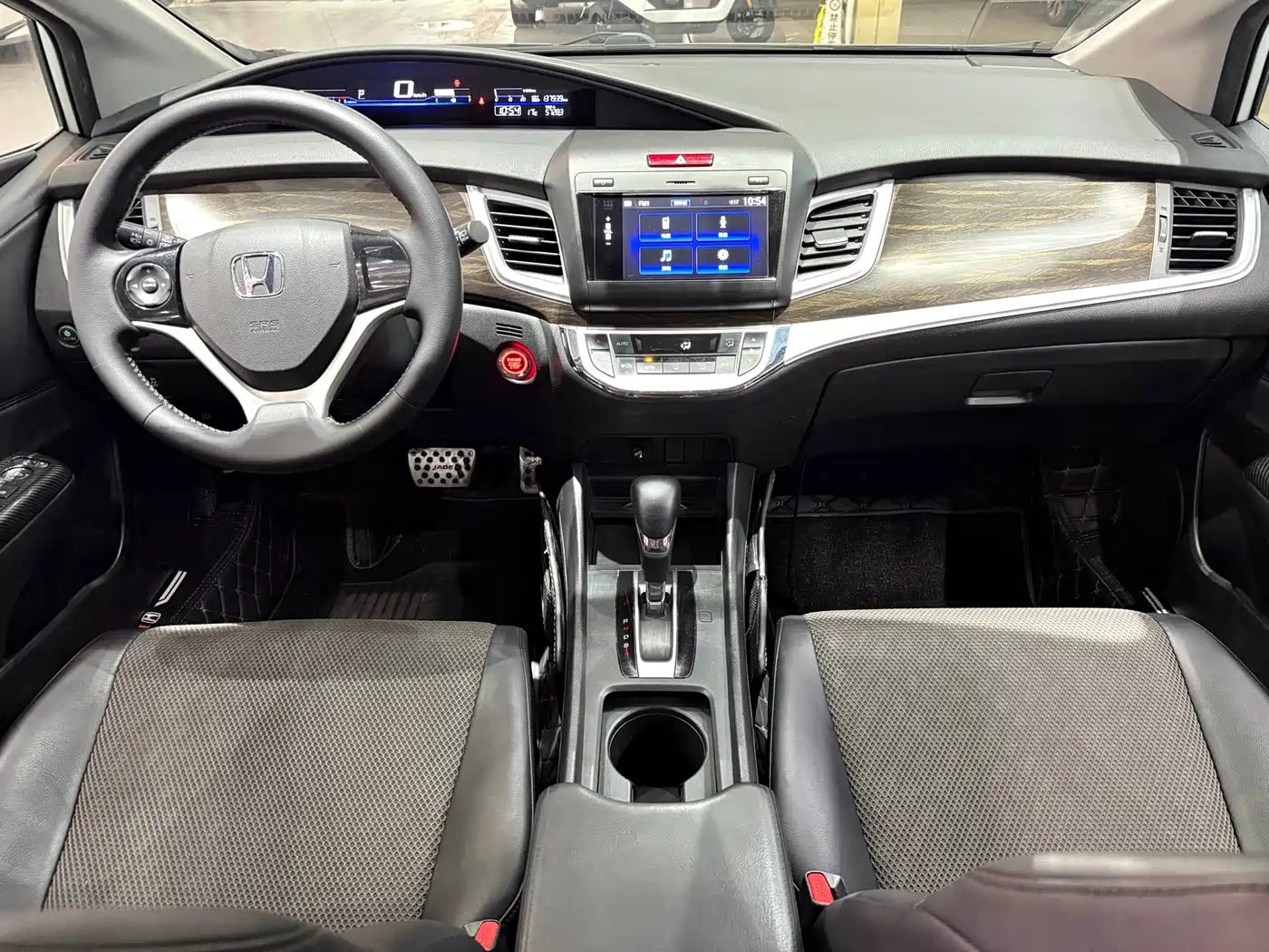 Honda Jade 2018 2017 1.8L Automatic Comfort Edition 5-seater