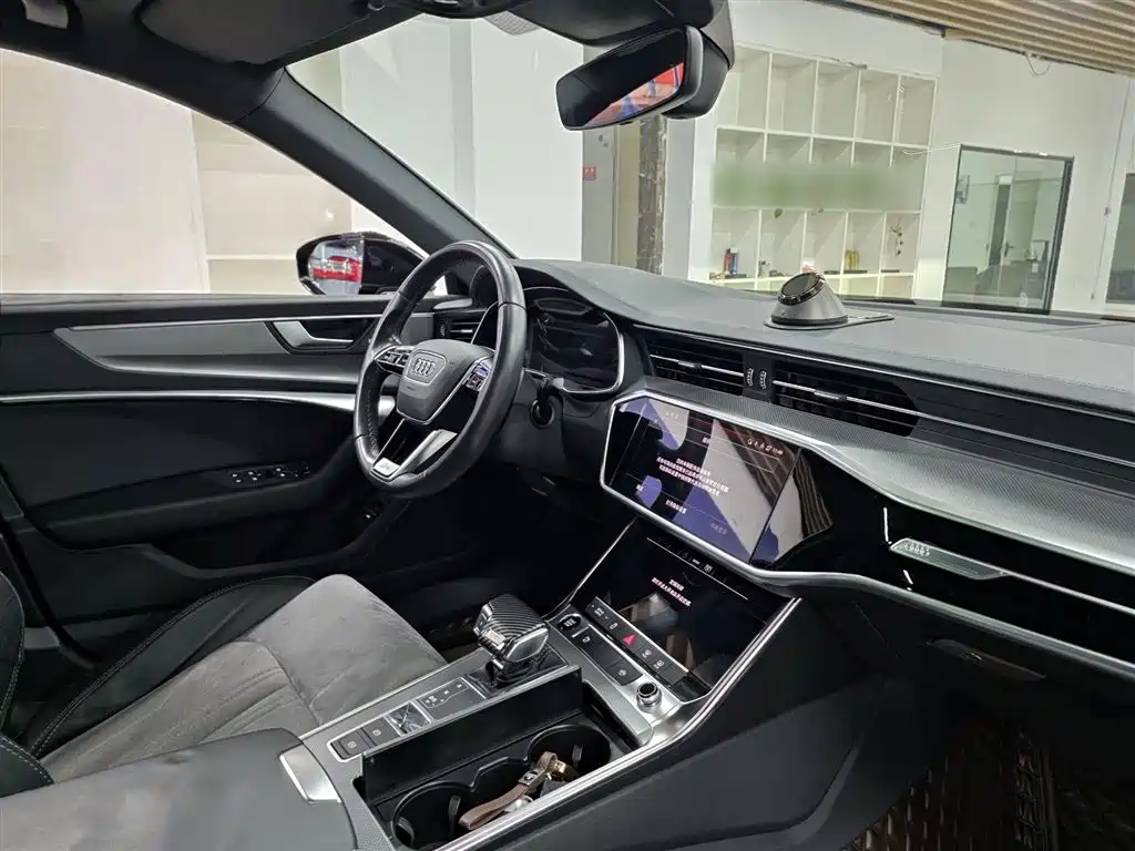 Audi A6L 2022 45 TFSI Premium Dynamic фото 19
