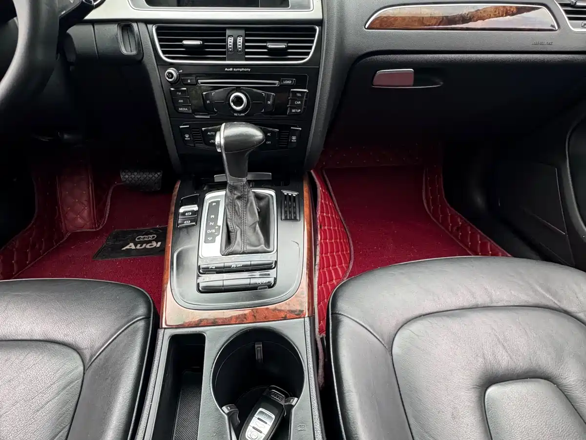 Audi A4L 2013 35 TFSI Automatic Comfort фото 21