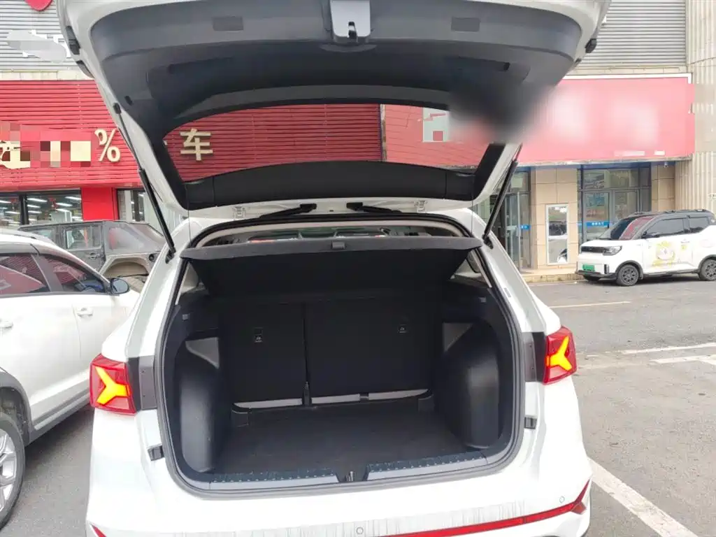 JETTA VS7
