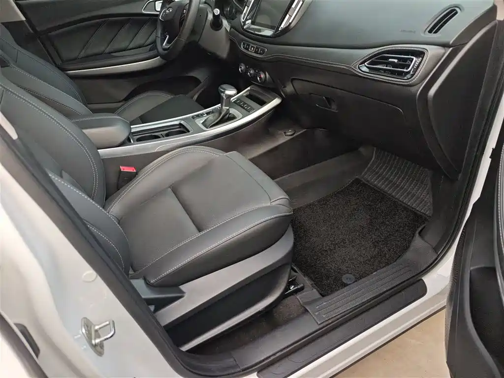 Фото 25 - Chery Tiggo 7