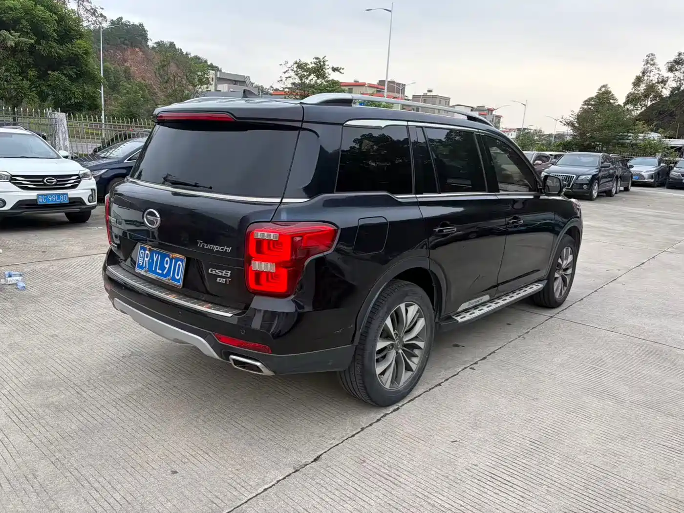 GAC Trumpchi Trumpchi GS8 2017 320T AWD Luxury Smart Connect (7-Seater) фото 9