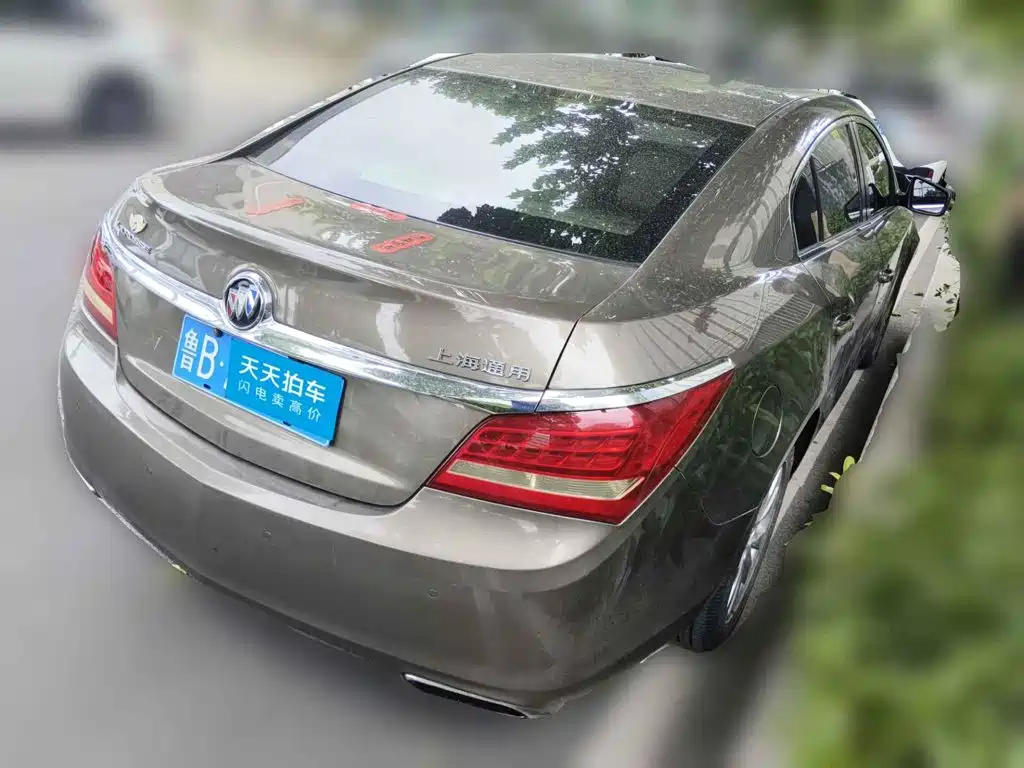 Фото 5 - Buick LaCrosse