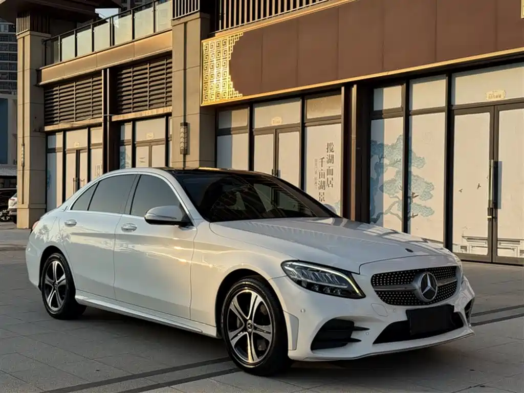 Mercedes-Benz C-Class 2019 Facelift C 260 L Sport фото 4