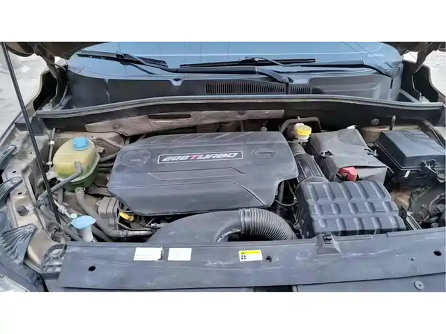 GAC Trumpchi Trumpchi GS4 2015 200T G-DCT Elite Edition — фото 4