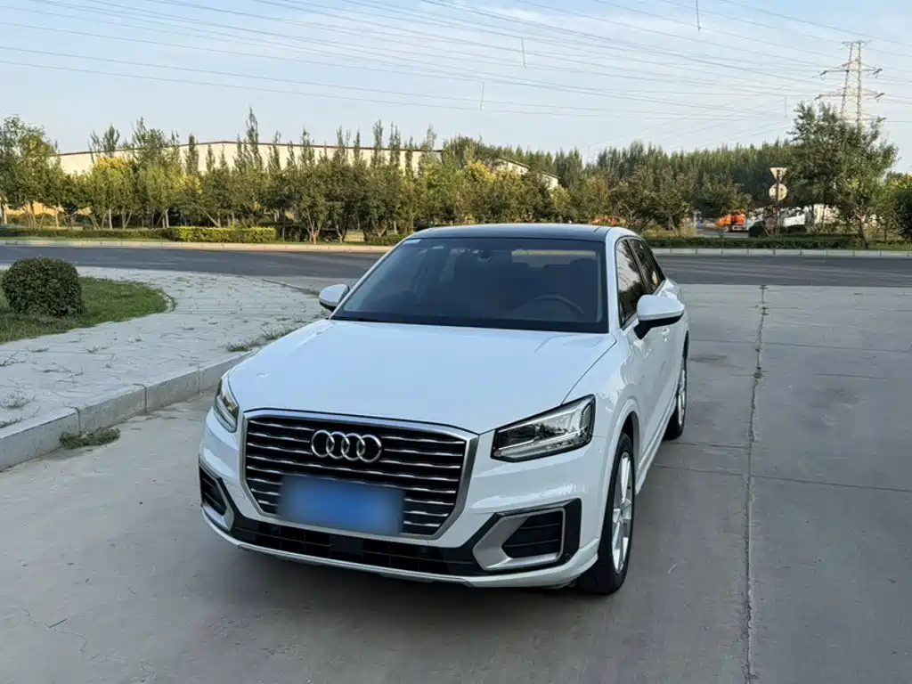 Фото 2 - Audi Q2L