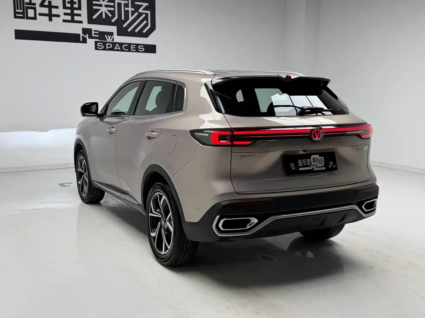 Changan CS55 PLUS 2026 Model 4th Gen New Blue Whale 1.5T Celestial Premium фото 6
