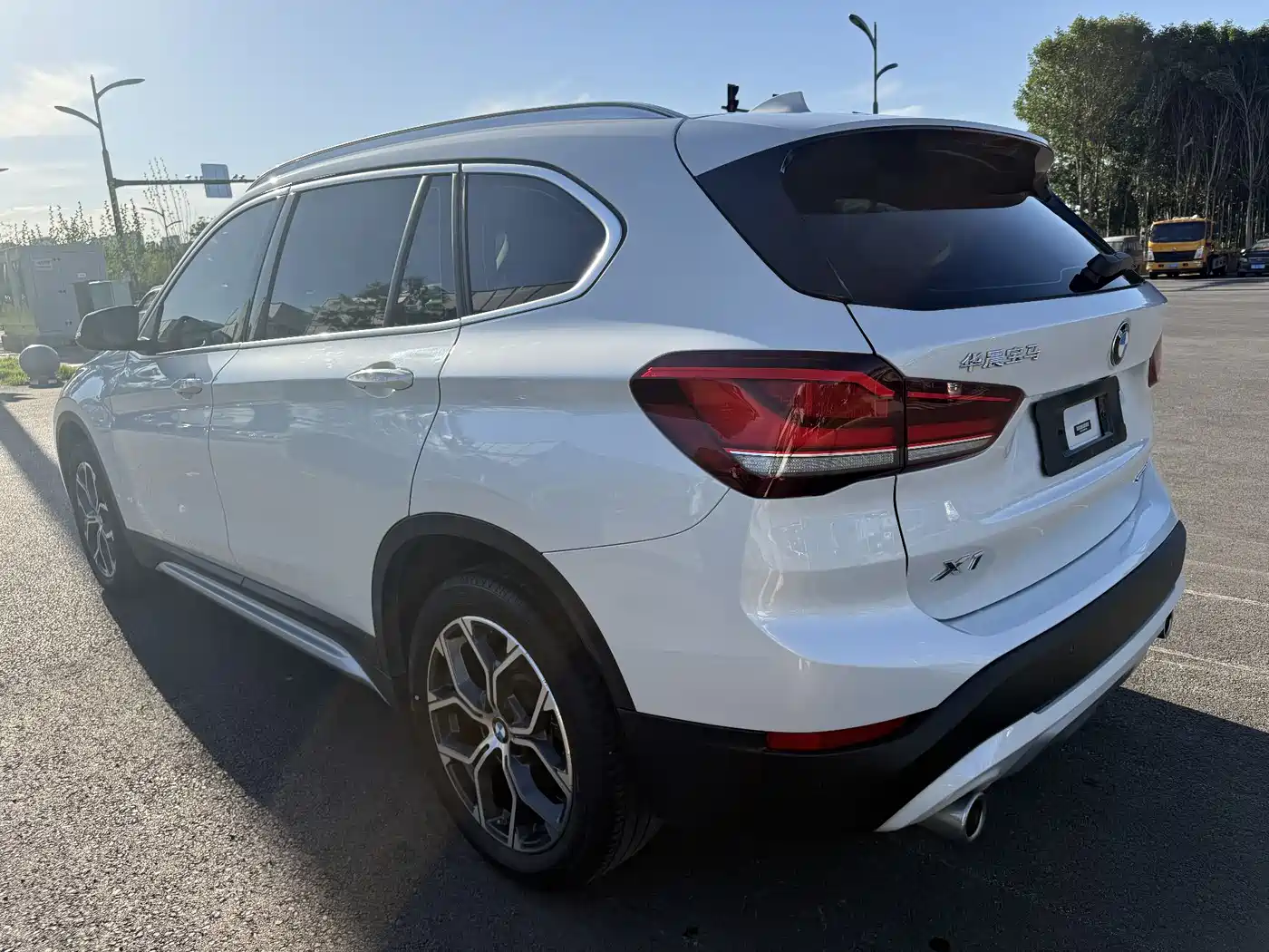 BMW X1 2022 sDrive20Li Premium фото 2