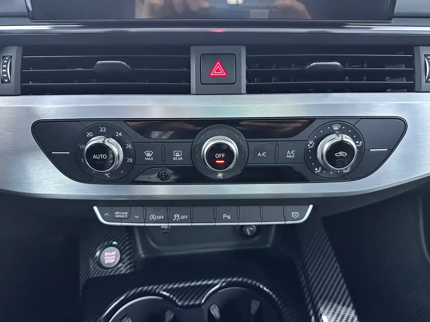 Audi A4L 2020 40 TFSI Fashion Dynamic Edition фото 9