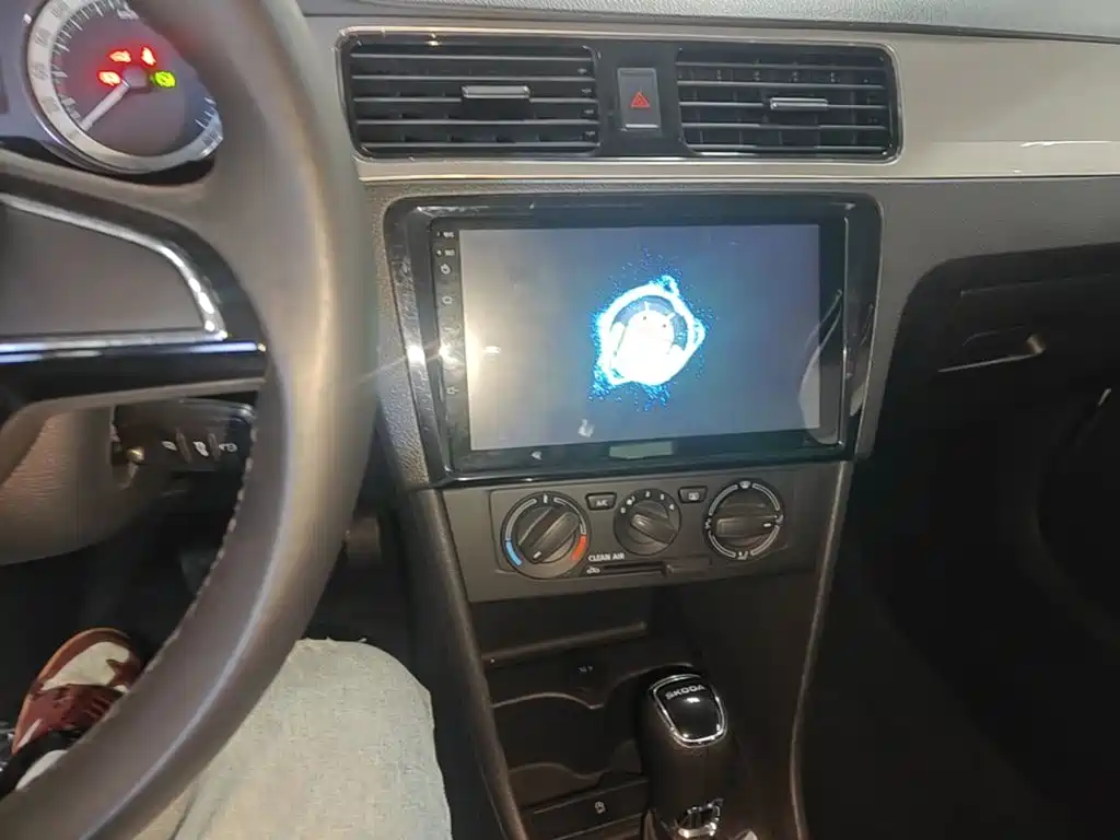 Škoda Rapid 2020 2019 1.5L Automatic Comfort Version China VI