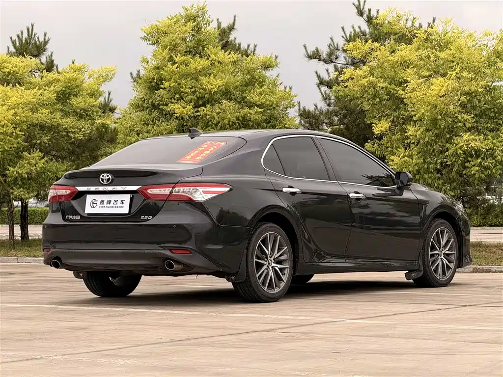 Toyota Camry 2021 2.5G Luxury Edition фото 24