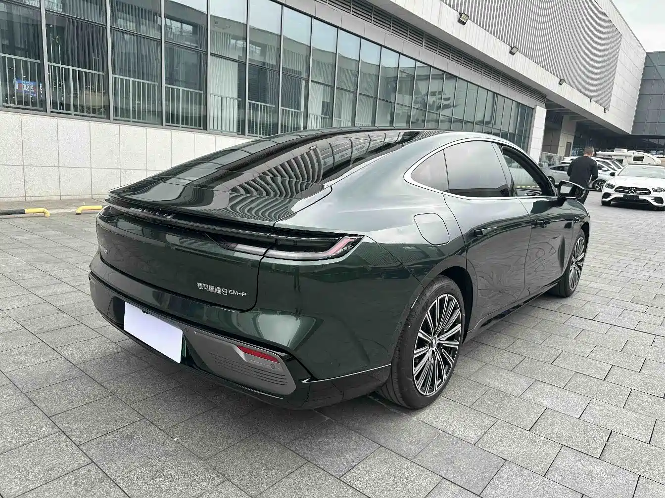 GEELY GALAXY GALAXY SPARKLE 8