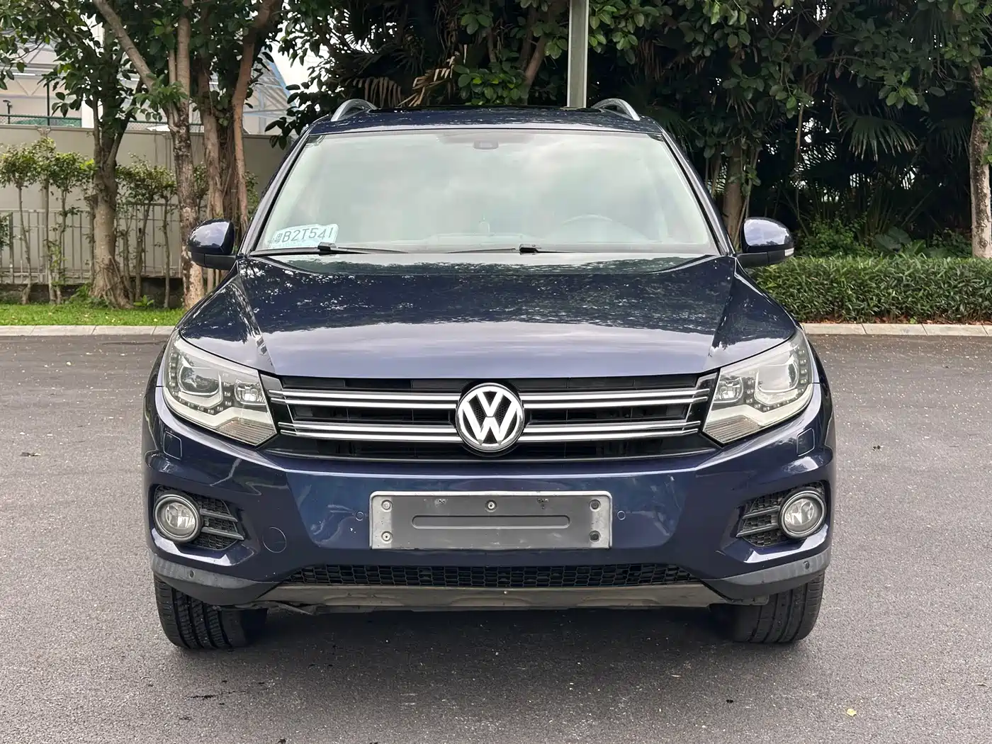 Volkswagen Tiguan 2012 2.0TDI Luxury фото 2