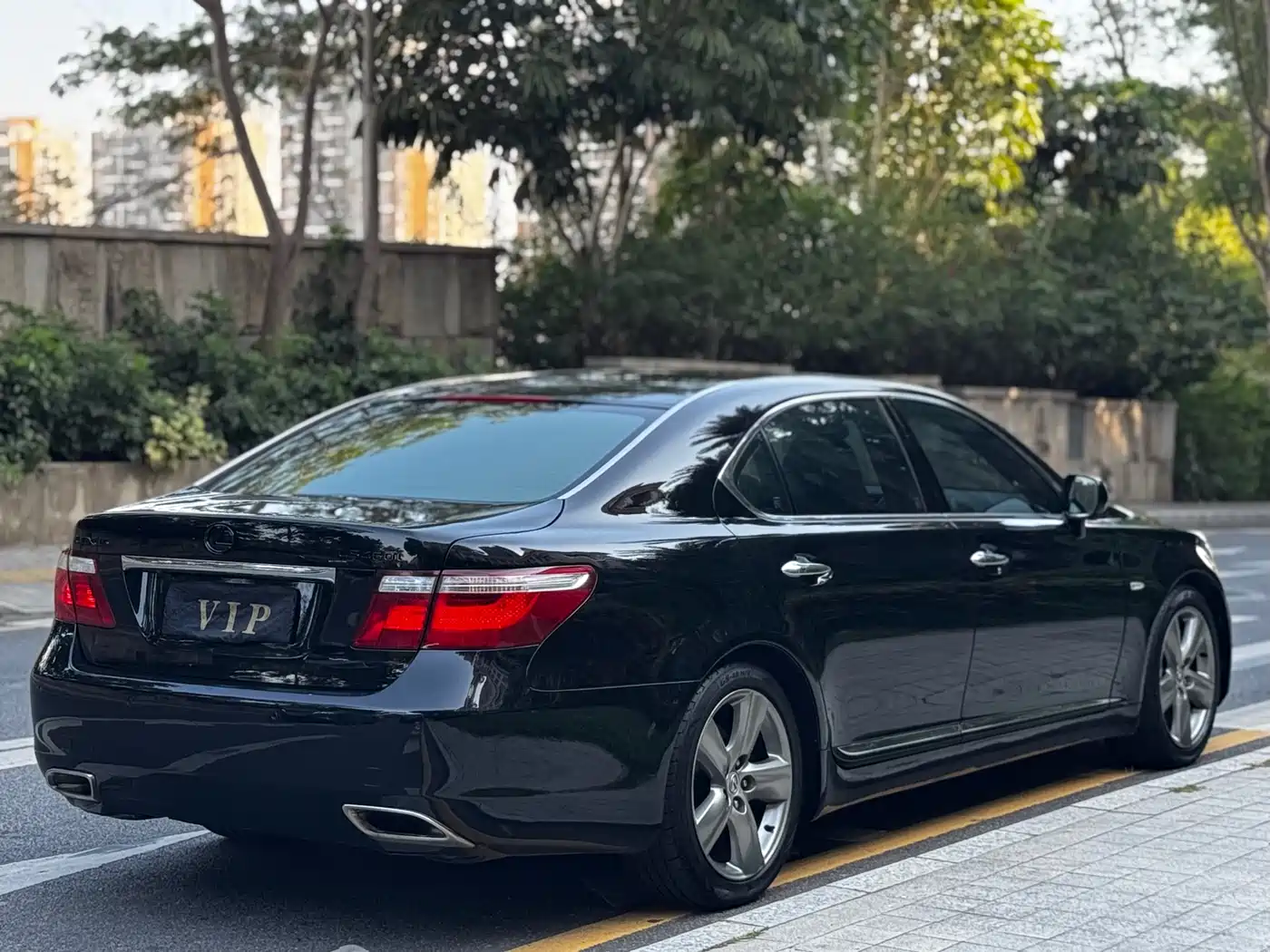 Lexus LS 2006 460L Premium Edition фото 7