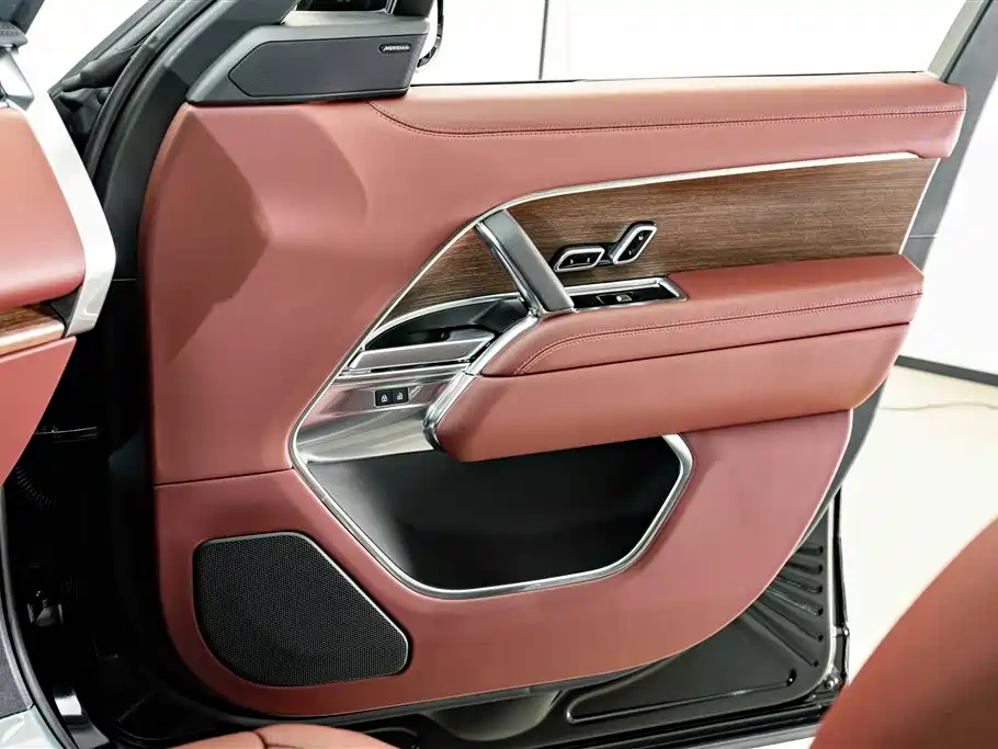 Land Rover Range Rover 2026