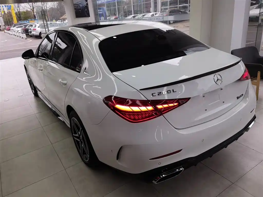 Mercedes-Benz C-Class 2023 Facelift C 260 L Night Sport Edition фото 5