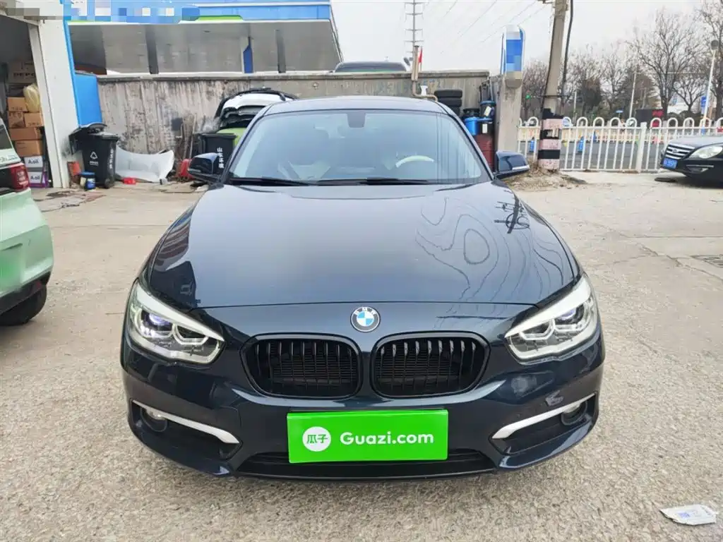 BMW 1 Series (Import) 2015 118i Urban Design Package фото 3