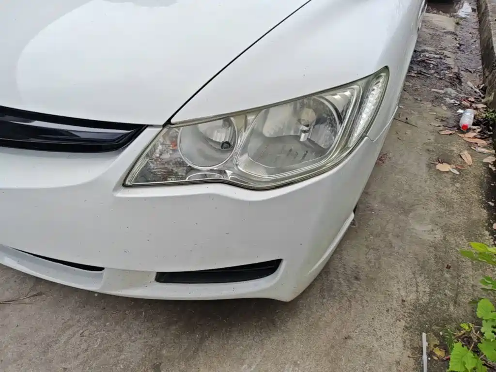 CIIMO CIIMO 2016 2015 1.8L Automatic Comfort Edition