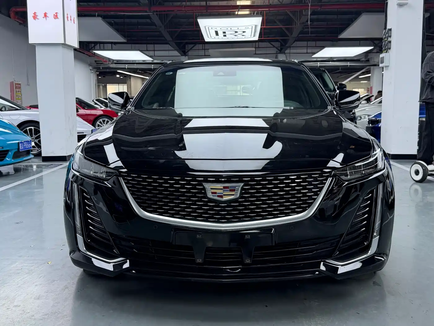 Cadillac CT5 2023 28T Luxury Style (Standard Edition) фото 2