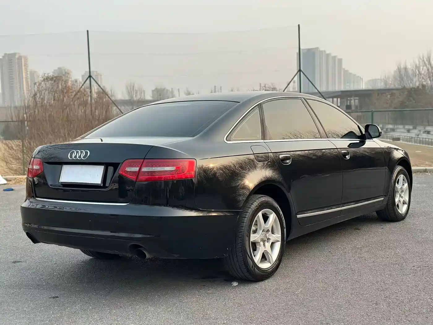 Audi A6L 2010 2.0 TFSI Automatic Standard фото 5