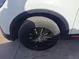 Фото 23 - Geely Atlas