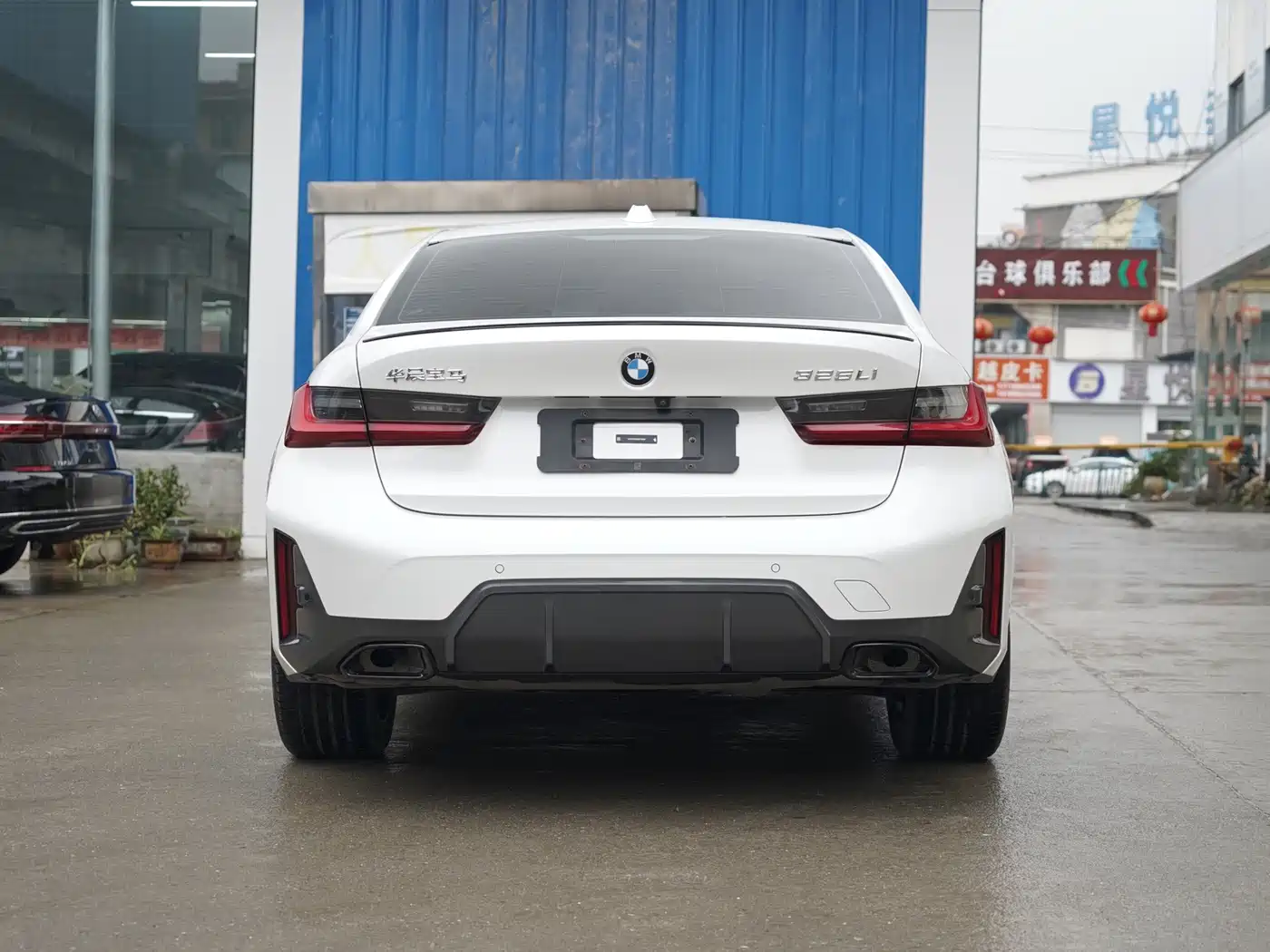 BMW 3 Series 2024 325Li M Sport Shadowline Package фото 8