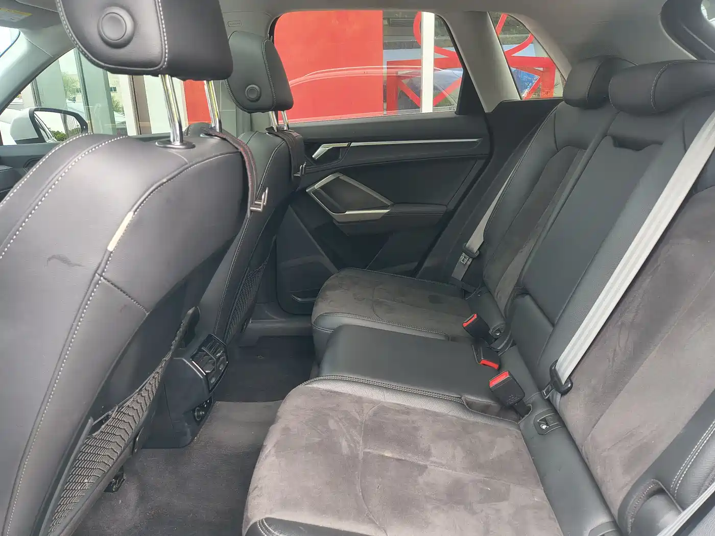 Audi Q3 2023 40 TFSI Fashion Dynamic фото 4