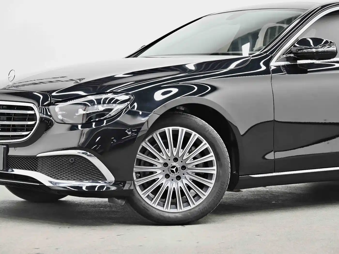 Mercedes-Benz E-Class 2022 E 300 L Luxury фото 16