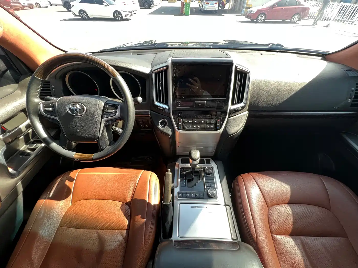 Toyota Land Cruiser 2010 Model 4.0L Automatic VX фото 6