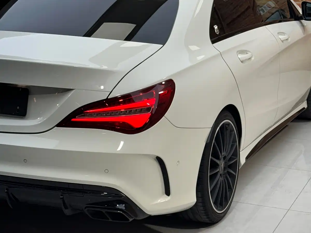 Mercedes-Benz CLA AMG 2017 Facelift AMG CLA 45 4MATIC фото 11