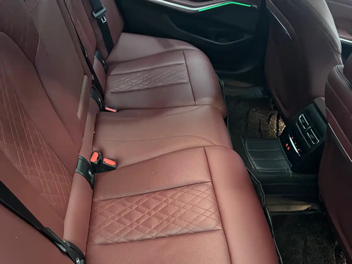 BMW i3 2024 eDrive 35 L фото 6