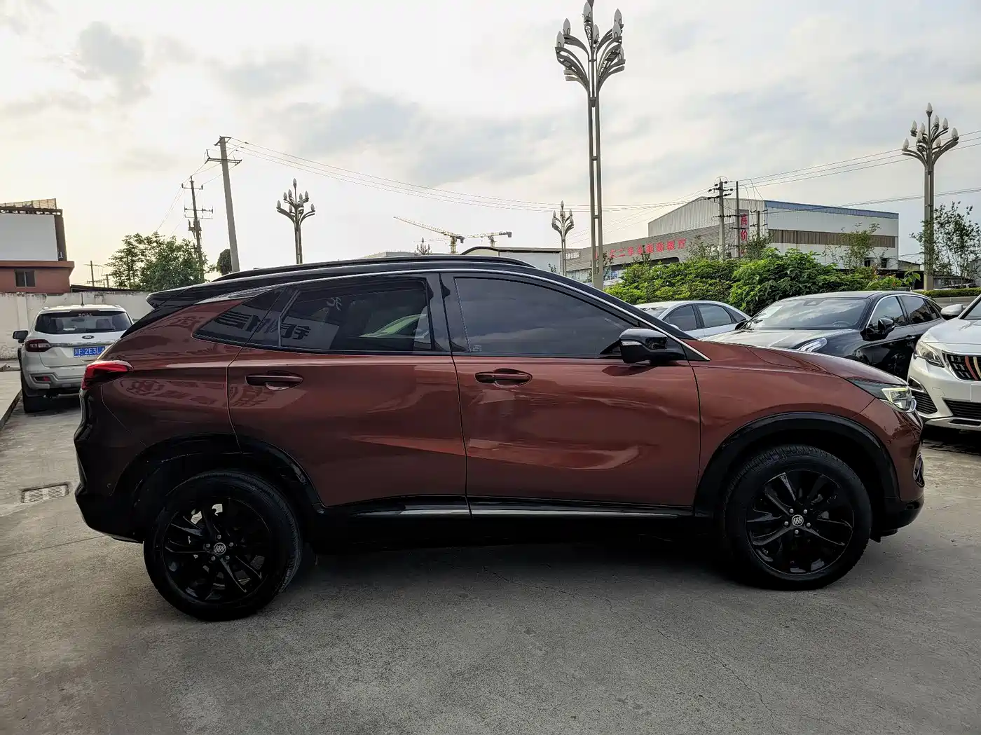 Buick Encore 2020 20T CVT Luxury Edition фото 4