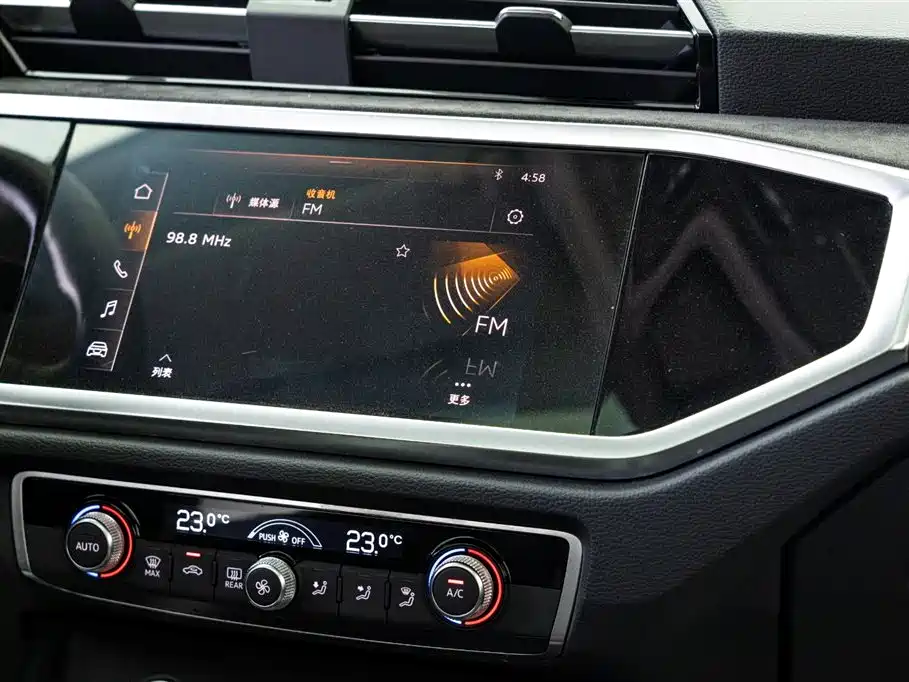 Audi Q3 2019 40 TFSI Fashion Dynamic фото 15