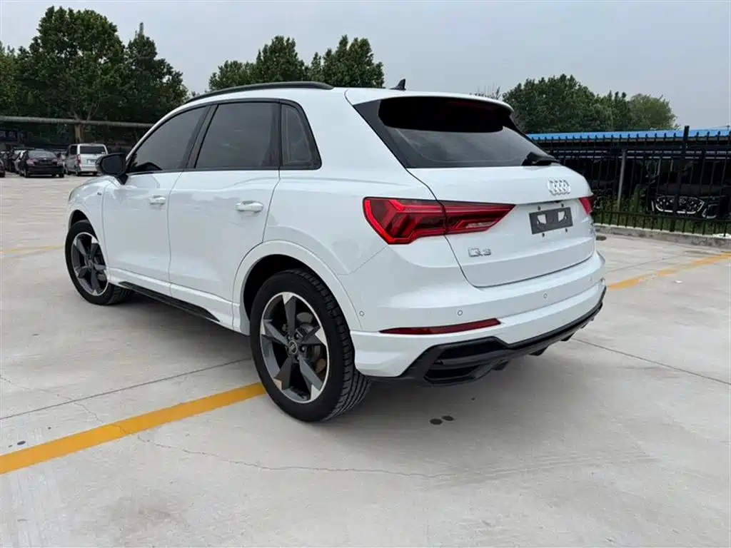 Audi Q3 2022 35 TFSI Fashion Dynamic фото 9