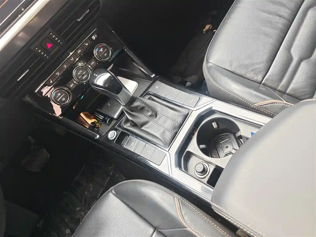 Volkswagen Passat 2019 330TSI Elite Version China VI фото 10