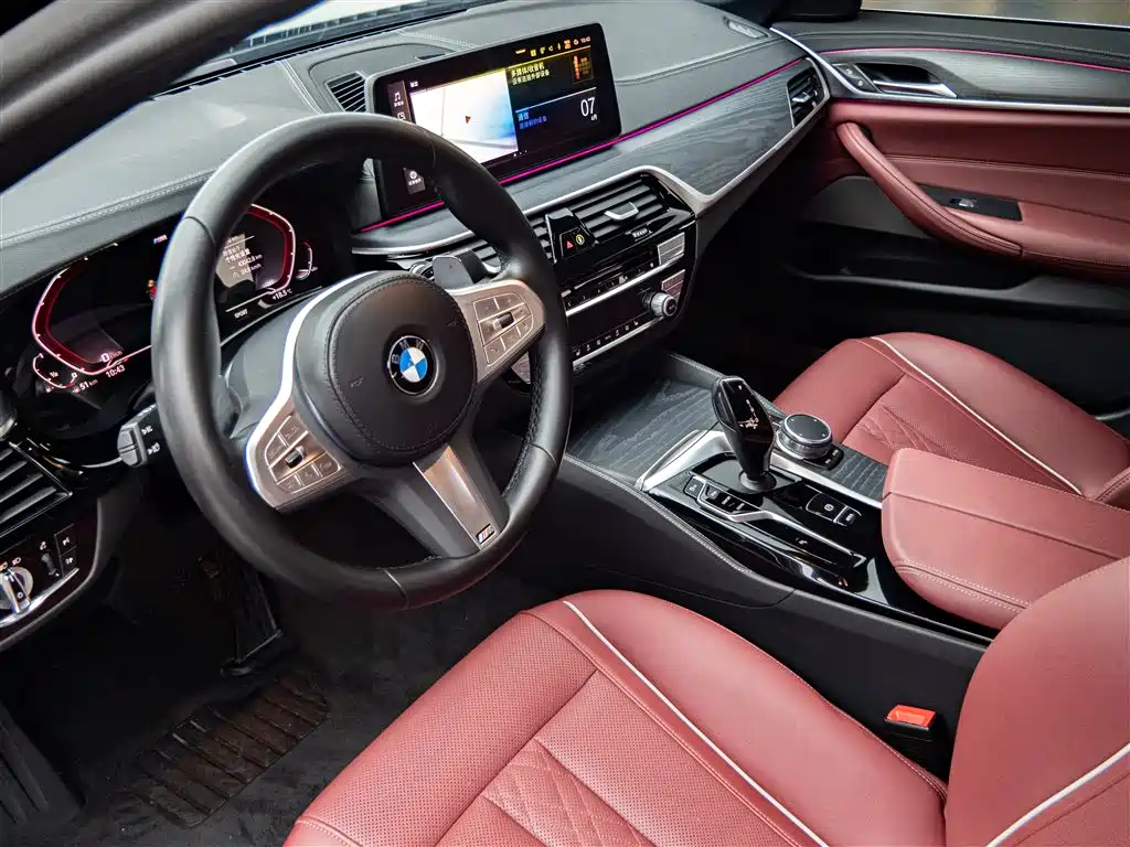 BMW 5 Series 2023 530Li Leading M Sport Package фото 30
