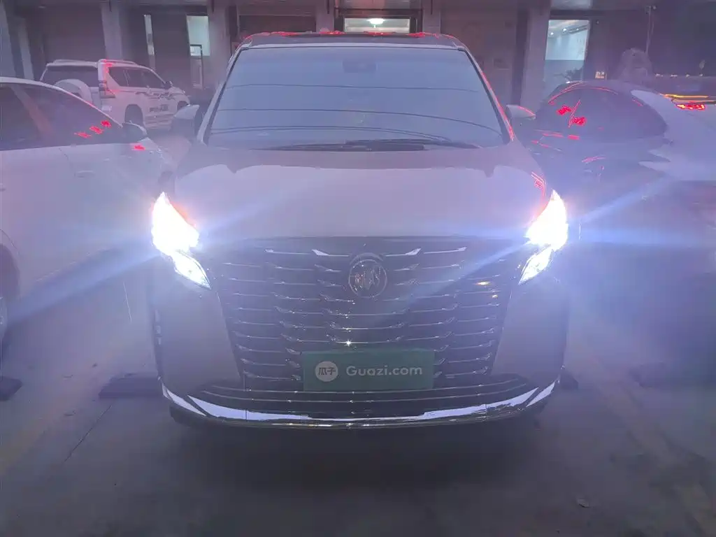 Buick GL8 2023 ES Landmaster Exclusive фото 19