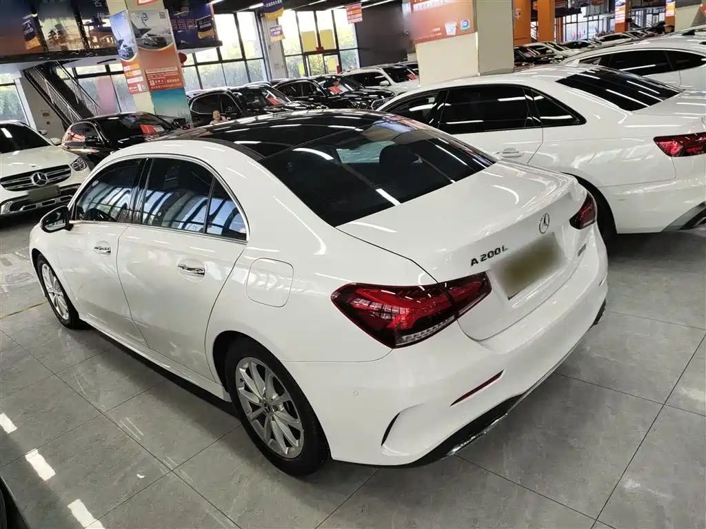 MERCEDES-BENZ CLASS A