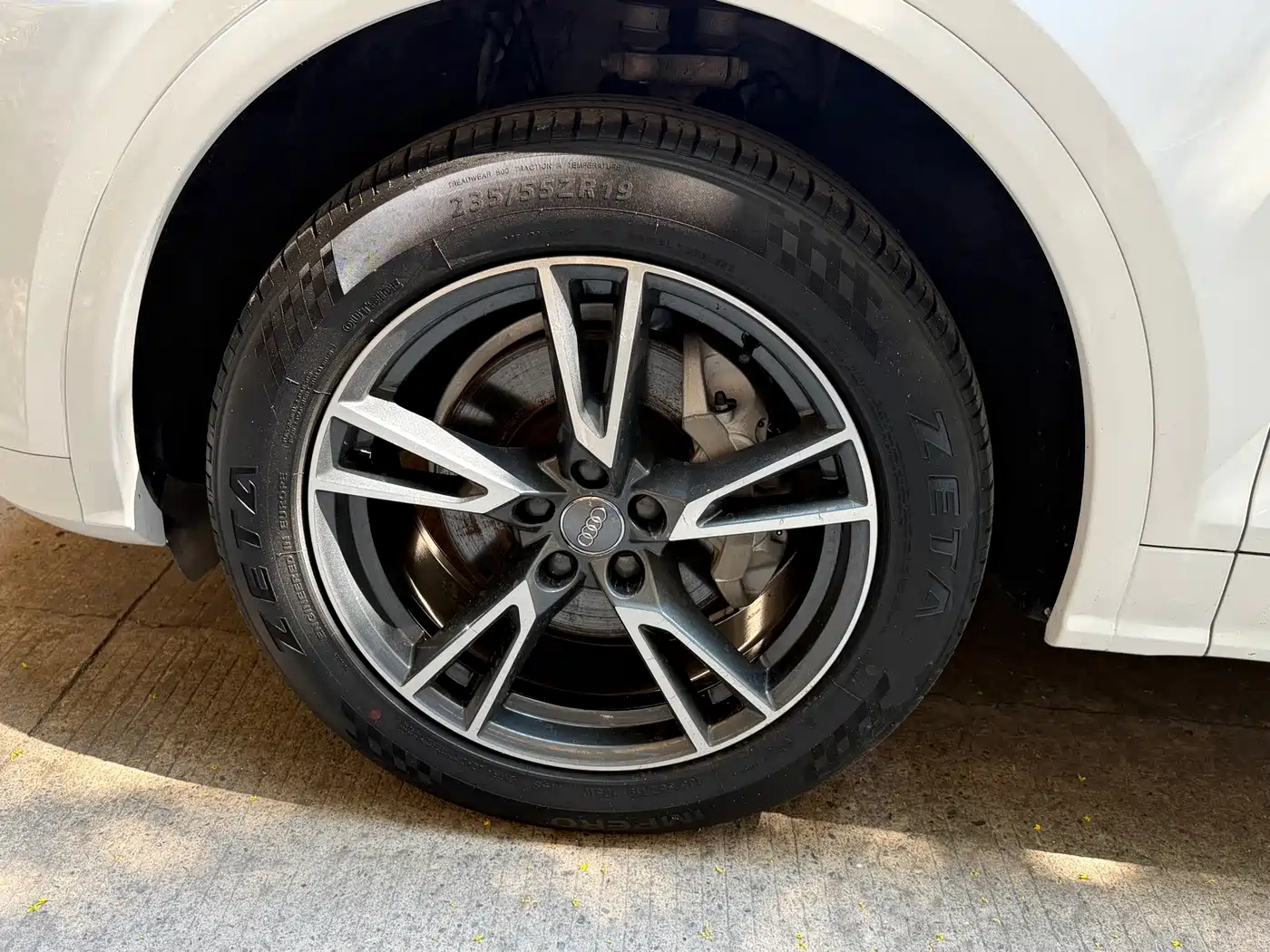 Photo 20 - Audi Q5L
