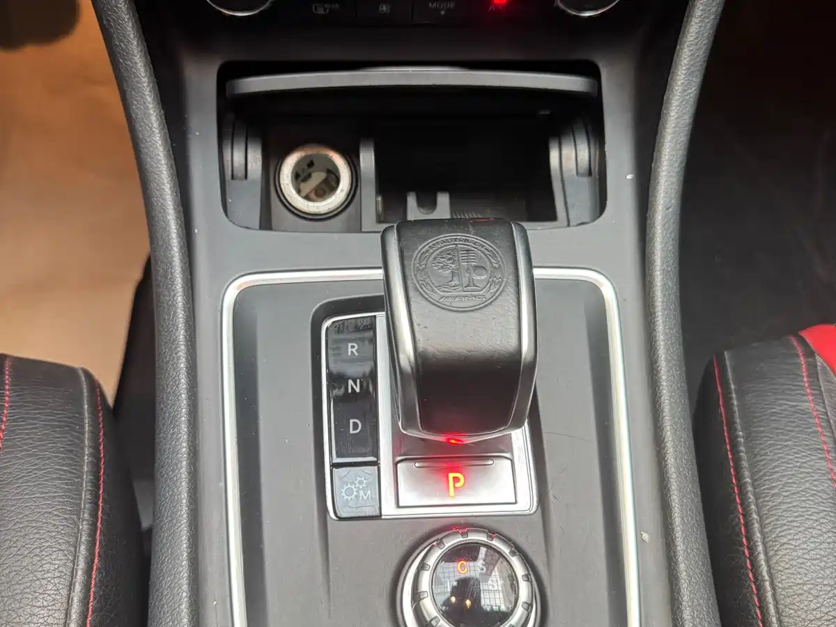 Mercedes-Benz GLA AMG 2016 AMG GLA 45 4MATIC фото 7