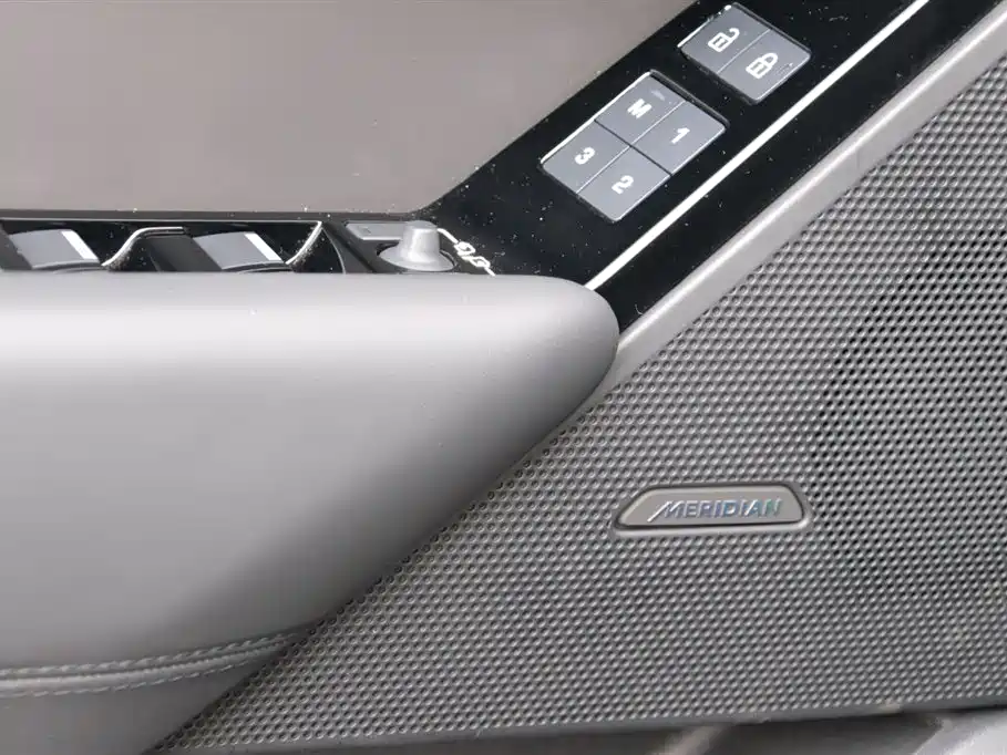 Land Rover Range Rover Velar 2025 2025 Dynamic HSE