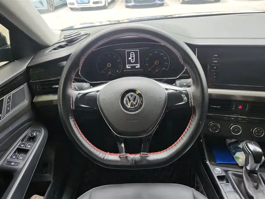 Volkswagen Passat 2020 280TSI Business Edition China VI фото 15